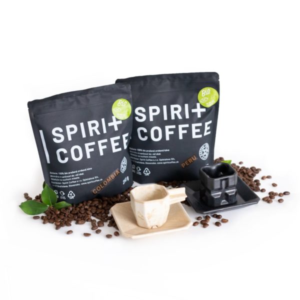 Keramická šálka by Kreum a 2x 250g BIO kávy Spirit Coffee